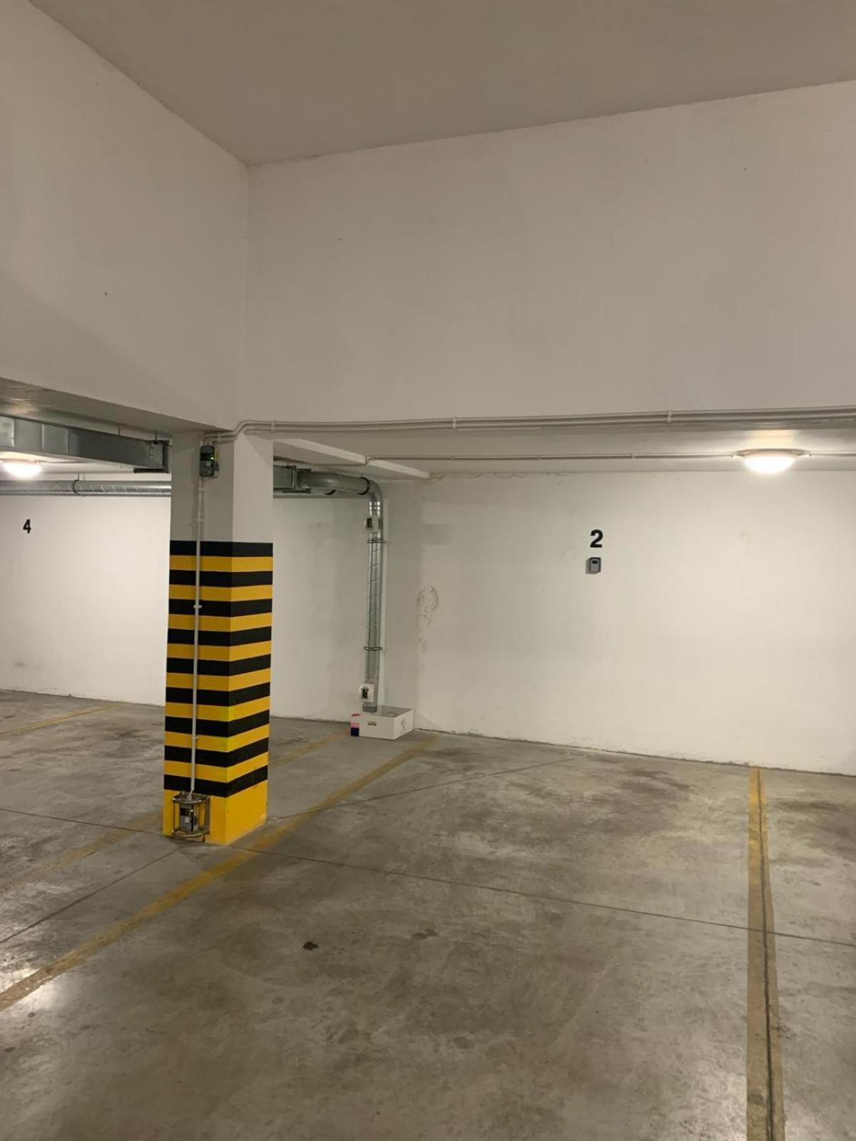 Apartament Pulaskiego Z Garazem Stary Toruń Eksteriør billede